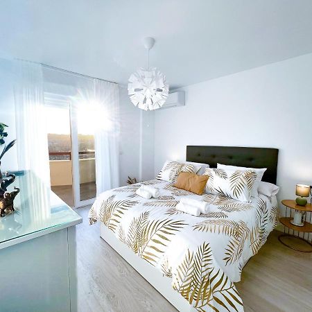 Apartamento A 900 M De La Playa Y Con Vistas Al Mar En Fuengirola Exterior photo