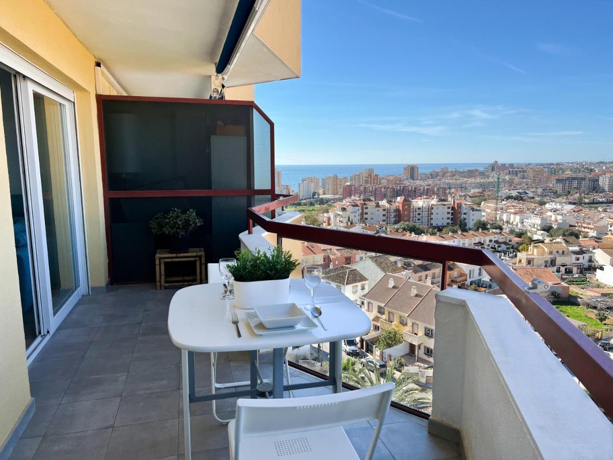 Apartamento A 900 M De La Playa Y Con Vistas Al Mar En Fuengirola Exterior photo