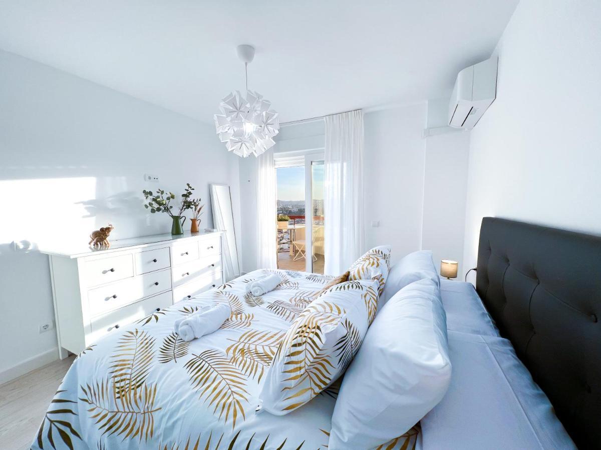 Apartamento A 900 M De La Playa Y Con Vistas Al Mar En Fuengirola Exterior photo