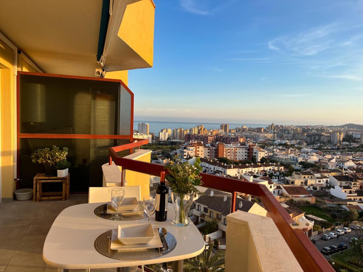 Apartamento A 900 M De La Playa Y Con Vistas Al Mar En Fuengirola Exterior photo